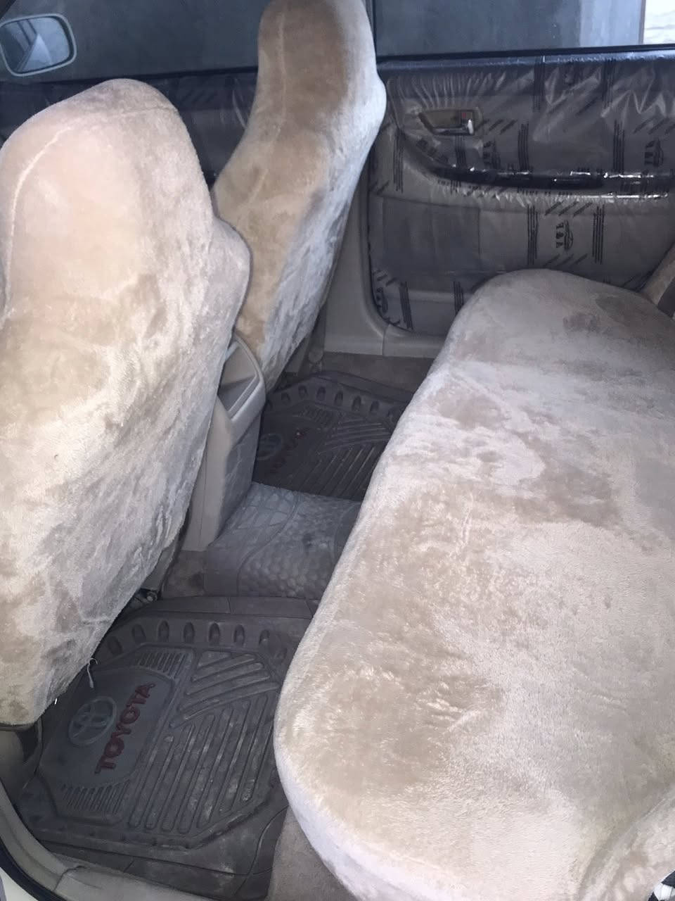 سلام عليكم افلون موديل 2000 وارد كندي مكفوله من ضربه بيه باب مبدل  بيه صبغ اثر جراد منظومه تبريد تخم تاير ودوشمه سياره كامله مابيها نقص سنويه 2027 رقم سياره بصرة السعر 90  مكان البصرة سفوان  ***********
