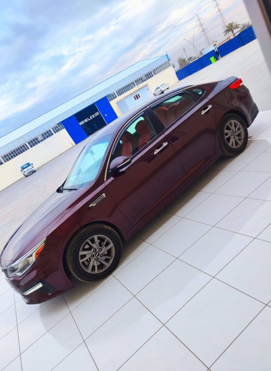 السلام عليكم اوبتيما موديل 2019 اكلين كير ماكينه شارط تحويل مباشر سياره جاهزه السعر 137 وبيها مجال الاتصال ***********
