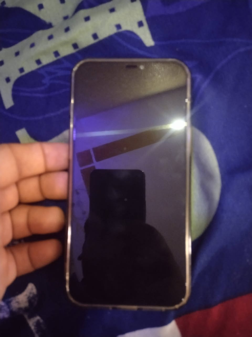 السلام عليكم 
12 برو ماكس 
ذاكره 128 
بطاريه 91
مستبدل شاشه اصليه اذا مو اصليه تاخذه بلاش 
عنوان بغداد الحسينيه مال راشديه 
سعره 350 قفل 
***********
