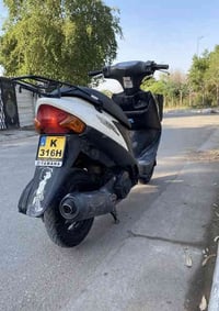 ساسوكي ادرس ياباني سرعة 120 دراجه نظيفة ومرتبه وناعمه ماينسمع الها صوت...