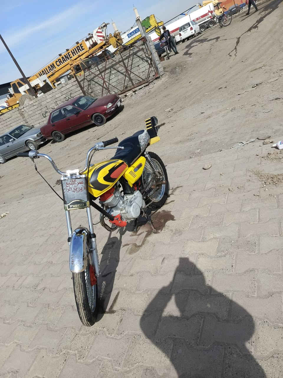 السلام عليكم ..ماطور للبيع ***********
محرك 18 
نامه شرط تحريكه معدل
السعر 350
