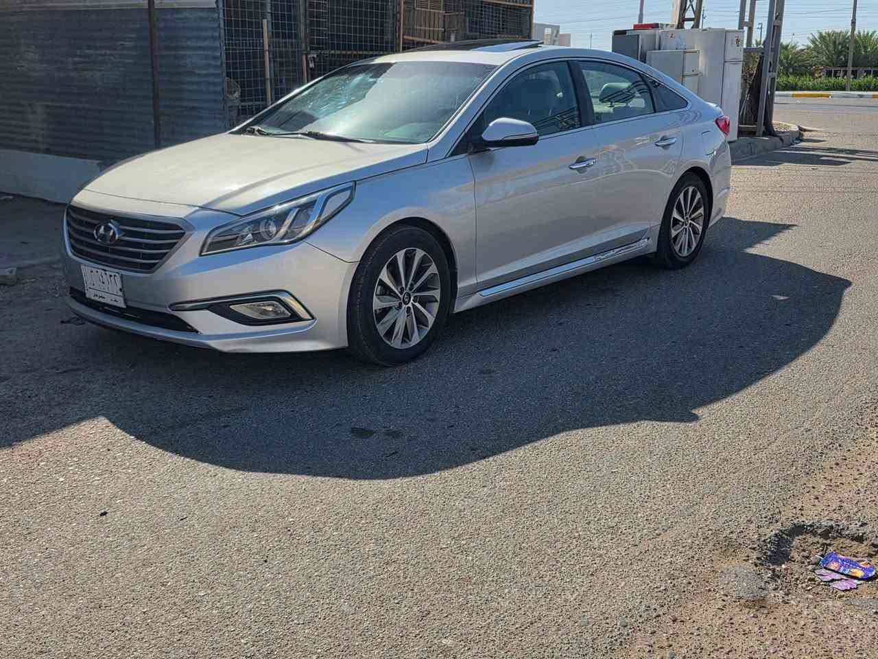 السلام عليكم
.سوناتا سبورت فول مواصفات موديل 16 امريكي ليبل واحد كلها حادثها  بسيط بيها بس بنيد مصبوغ وجامرلغ
وشرط الفحص والسونار وين ميعجبك تفحص افحص 
سياره جديده ومامتعوبه ماشيه 70 ميل حقيقي 
 و.دواخل.كله جديد
رقم بغداد تحويل مباشر 
المواصفات...  
هيه فول فول
SPORT
سبورت فول فتحه  ..تبريد مناخي منفصل قطعتين ثلج.
بصمه...مرآه تعتيم ذاتي.
بصمه ابواب وتشغيل...
ترحيب عند الاقتراب
تحكم ستيرن...
ثلاث انضمه قياده..
ترايش نيكل دوس....
دبل كزوز....
اشاير بالمري....
دتفئه كشنات... . 
كشن كهرباء..
شاشه جبيره.. 
 بلاد...
حساسات خلفيه....ورادار
لد أمامي نهاري
محرك 2400  بلكارتون ...
كير ومكينه بلكارتون صدر خلفي وامامي جديد
تخم تاير...
ويل بلادي 17 كروم
السعر 123 وبيها مجال بسيط 
السيارة جديدة  مكاني ديالى ***********
