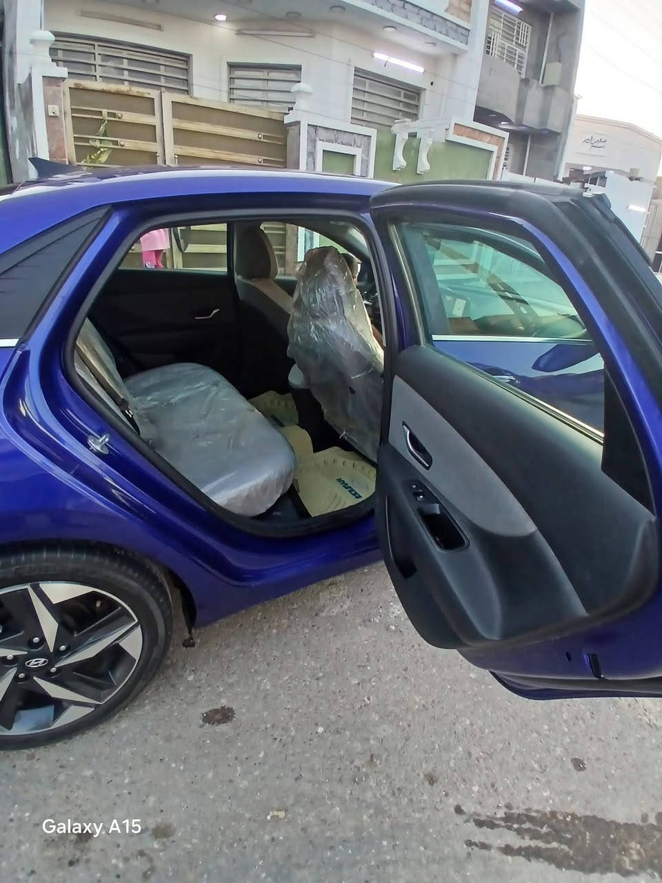 سلام عليكم انتره موديل 2022امريكي محرك٢٠٠٠٠ دوش كير ايتي محرك تبريد صدر امامي خلفي تخم تاير كله مكفول  سياره فول واحد على واحد  لمتد فتحة بصمة كشن تدفئة تبريد شاشة كامرة دوارة كامرة امامية لد امامي لد خلفي تشغيل عن بعد تحكمات ستيرن  مثبت سرعة  قيادة ثاتية قفل ستيرن سايدبريك كهربائي حساسات أمامية خلفي لاذارات خلفية أمامية سبورت اعلة فئة بل نتره سيارة بيهة صبغ بس بنيد بدون دواخل سيارة احلة من صور سيارة جاهزة من كلشي رقم بغداد دولي سنويه٢٩هزة جديدة بسمي  سيارة ماشية ١٠٦ حقيقي سيارة على وضع شركة سونار موضح بل منشور سعر ١٣٥ مكاني اليوسفيه
*********** \\\ ***********
