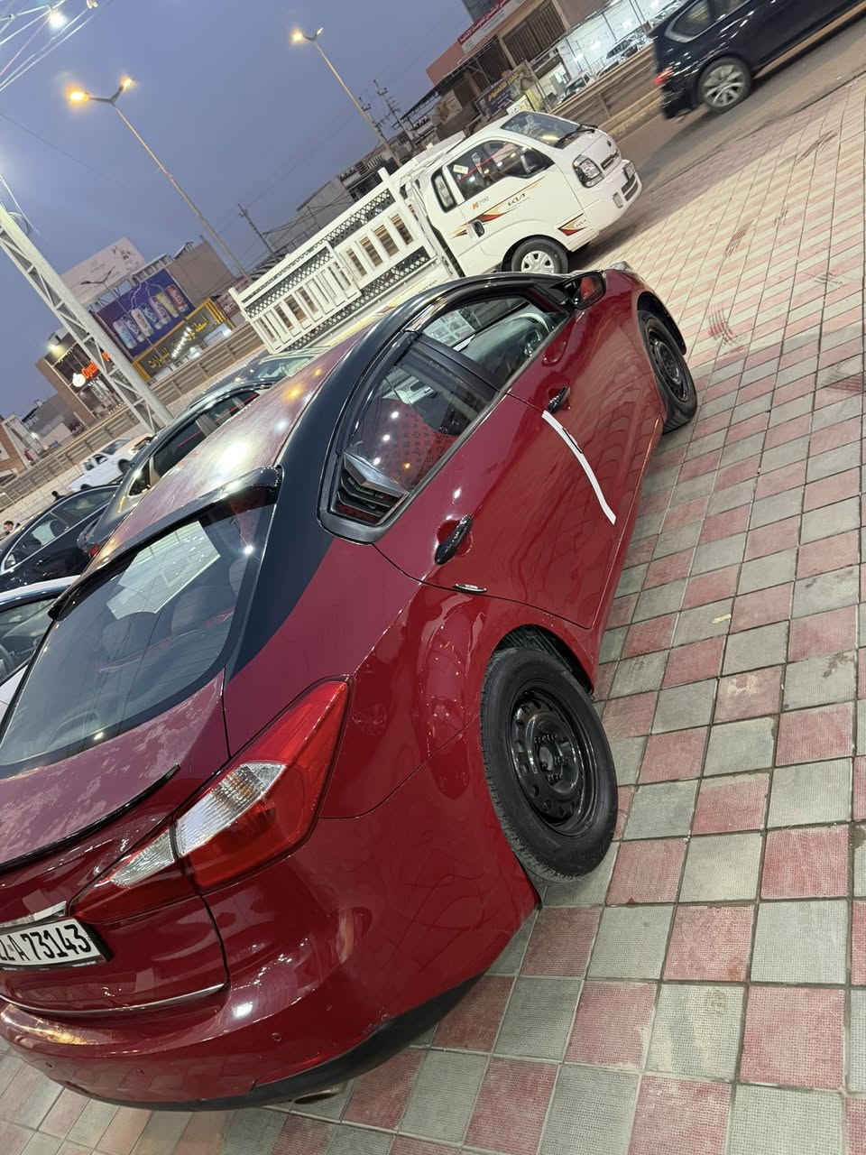 اخوان
كيا سيراتو
موديل 2013 
خليجي
رقم شمالي 
صبغ 3 قطع سونار موجود
جاهزه 
كير مكينه
حداديه
السعر 97 بيها مجال 
*********** زيد الجبوري
