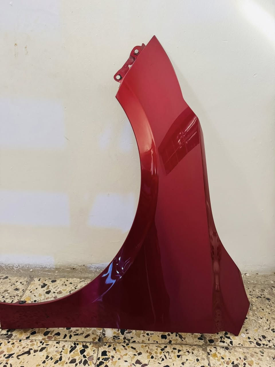 جاملغ فورتي 2024 تجاري لون ماروني مظابق سعر 90000 الف رقم تليفون ***********
