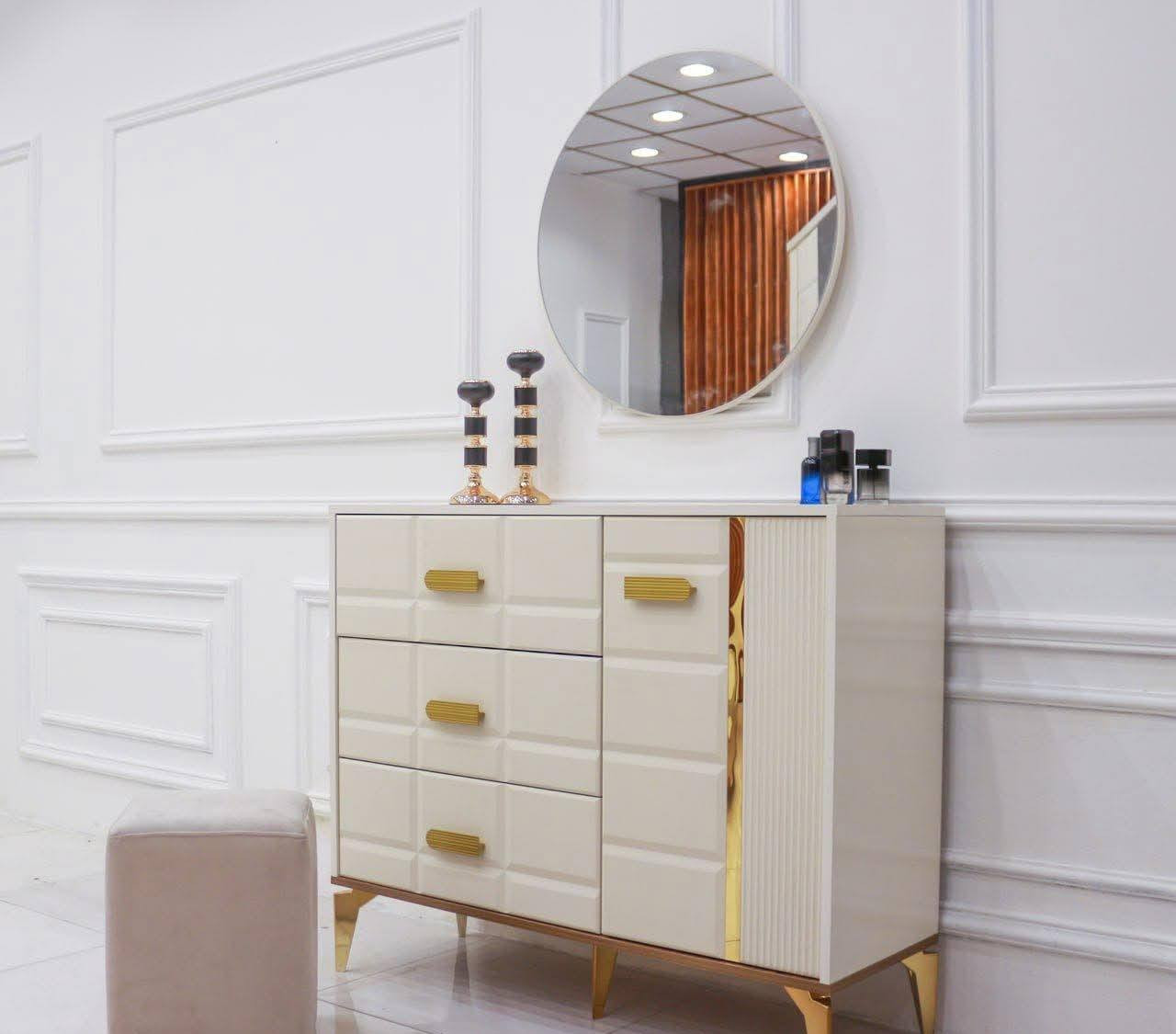 السلام عليكم غرفة نوم جديد للبيع مكاني بغداد حي الرساله الثالثه قرب شارع الضغط ***********
