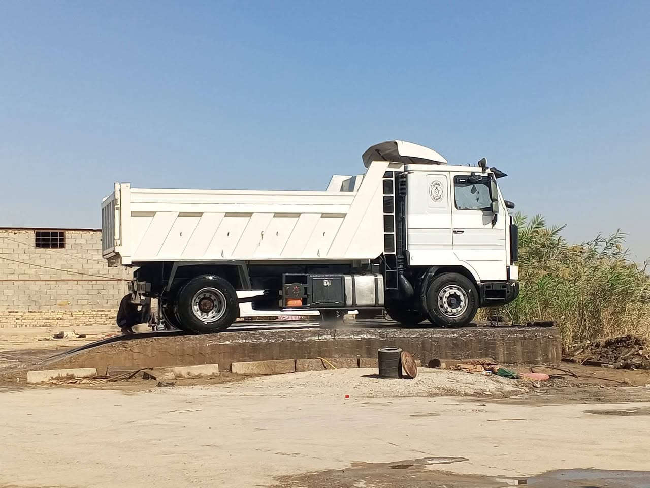 سلام عليكم سكانيه 143 اصل مكينه 12 ونص سنويه 27 بسمي تخم تاير السياره منقصهة برغي السعر 170 وبيهة مجال 
***********
***********
