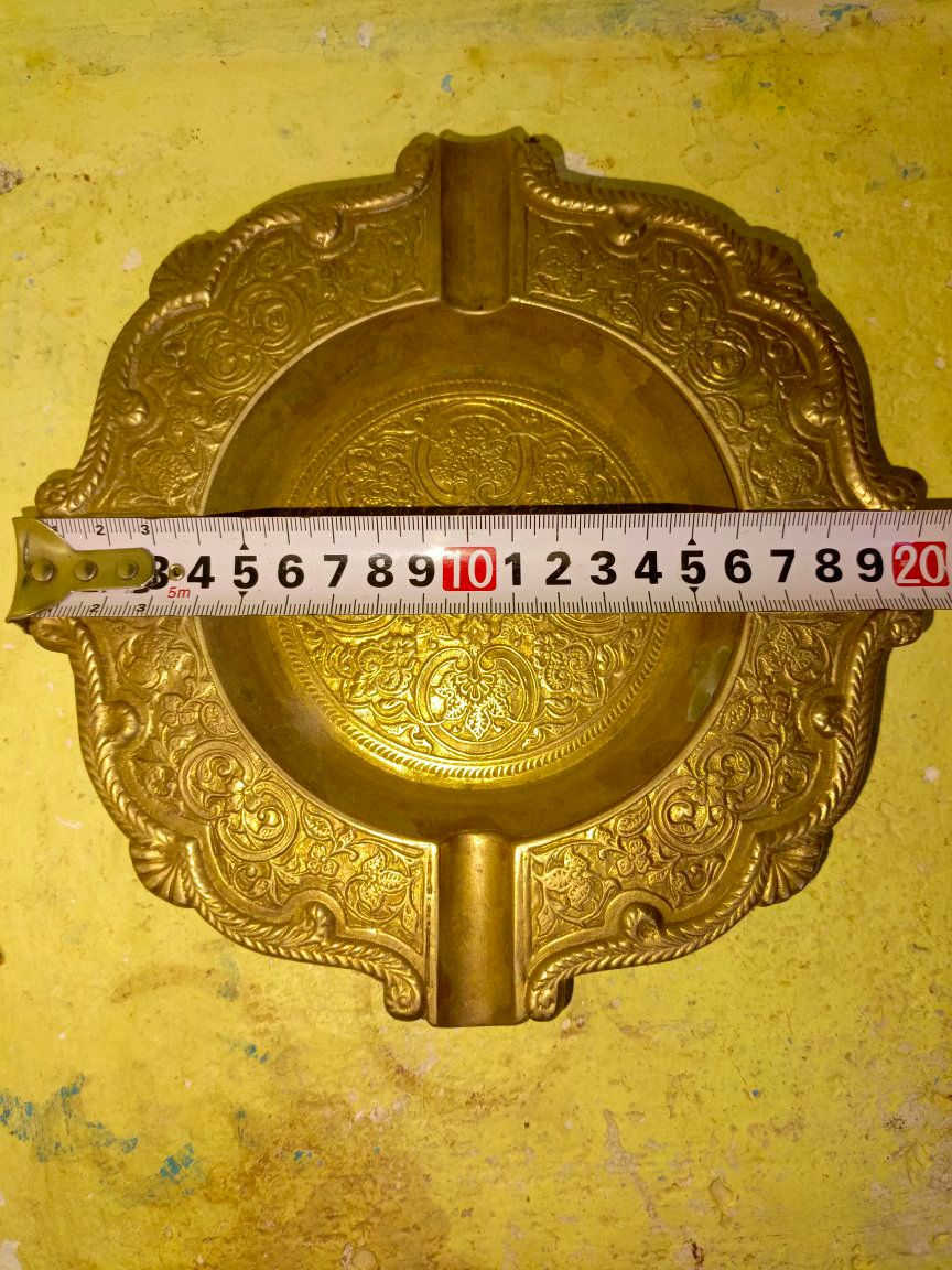 نفاضه نحاس نقش القياس 20 × 20 سم السعر 20 الف يوجد توصيل جميع المحافظات


**إذا كنت صاحب هذا الإعلان وتريد حذفه لأي سبب، رجاءا أرسل رسالة إلى الدعم الفني**