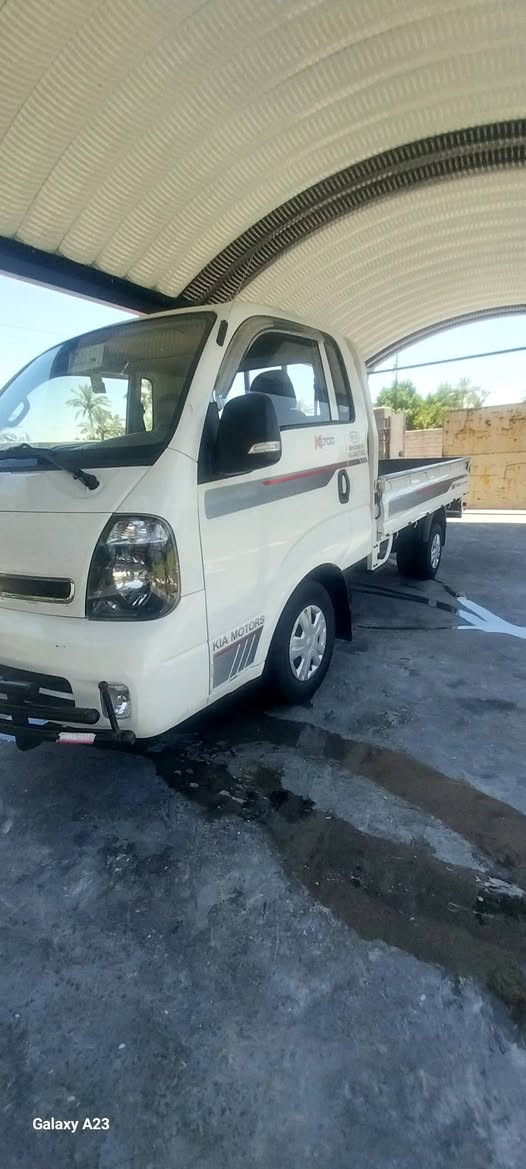 سلام عليكم كيه حمل موديل ١٨ رقم بغداد مكفول كفاله عامه كير محرك شاصي تبريد  سيارة جديدة تخم تايرات سنويه جديدة ماشيه ١٥٥ تحويل سعر ١٢٠ بيه مجال عنوان بغداد المدائن ***********
