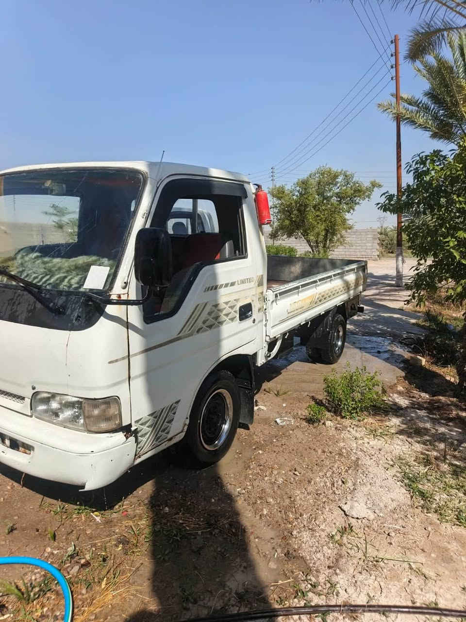 سلام عليكم 
موديل 99 كير محرك اكسل شواصي كفالة 
صدر نص عمر تخم تاير رقم بغداد سنوية ساقطة صارلهة سنة بأسمي تحويل مباشر السعر 47 بيهة مجال

***********
