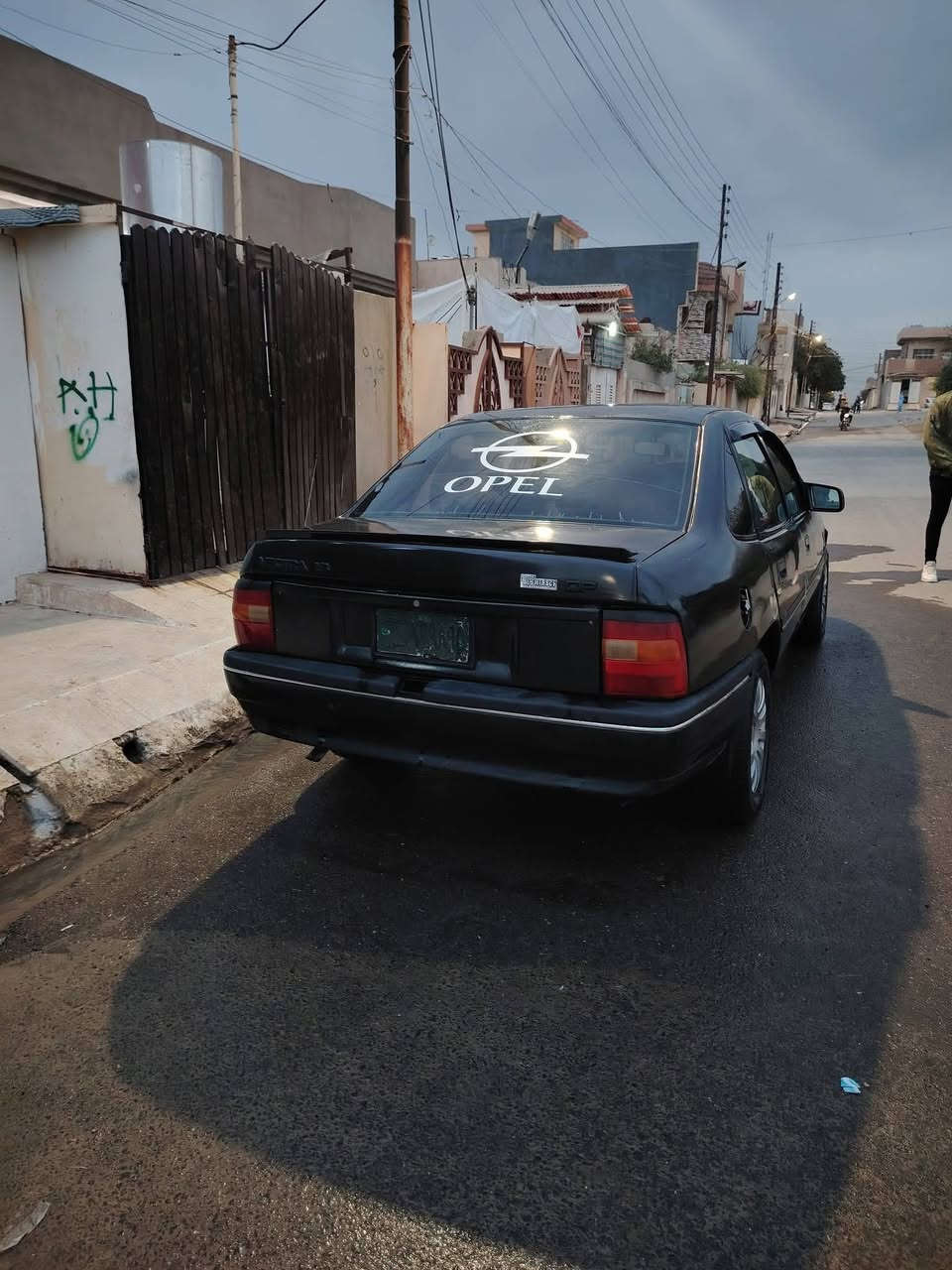 السلام عليكم ورحمة الله وبركاته فكترا حجم 20 محور 18 محرك وكير زينات سنويه. بيضا كابو بانزين مصبوغه جماليه السعر 35 وبه مجال معارض ترهم
***********
***********
مكان السياره ربيعه
