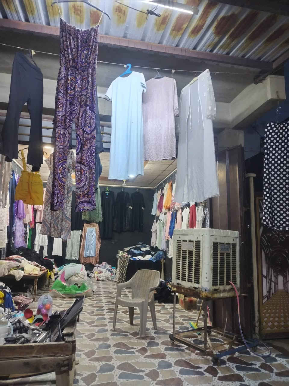 السلام عليكم ورحمة الله وبركاته
تم افتتاح باله عبدالله السبعاوي

يتوفر ملابس نسائيه

عبايات +فساتين أطفال

كيلوتات +لحف

كما يتوفر أيضا أغراض منزليه

***********
***********

العنوان حي سومر
مقابل محلات نصر
