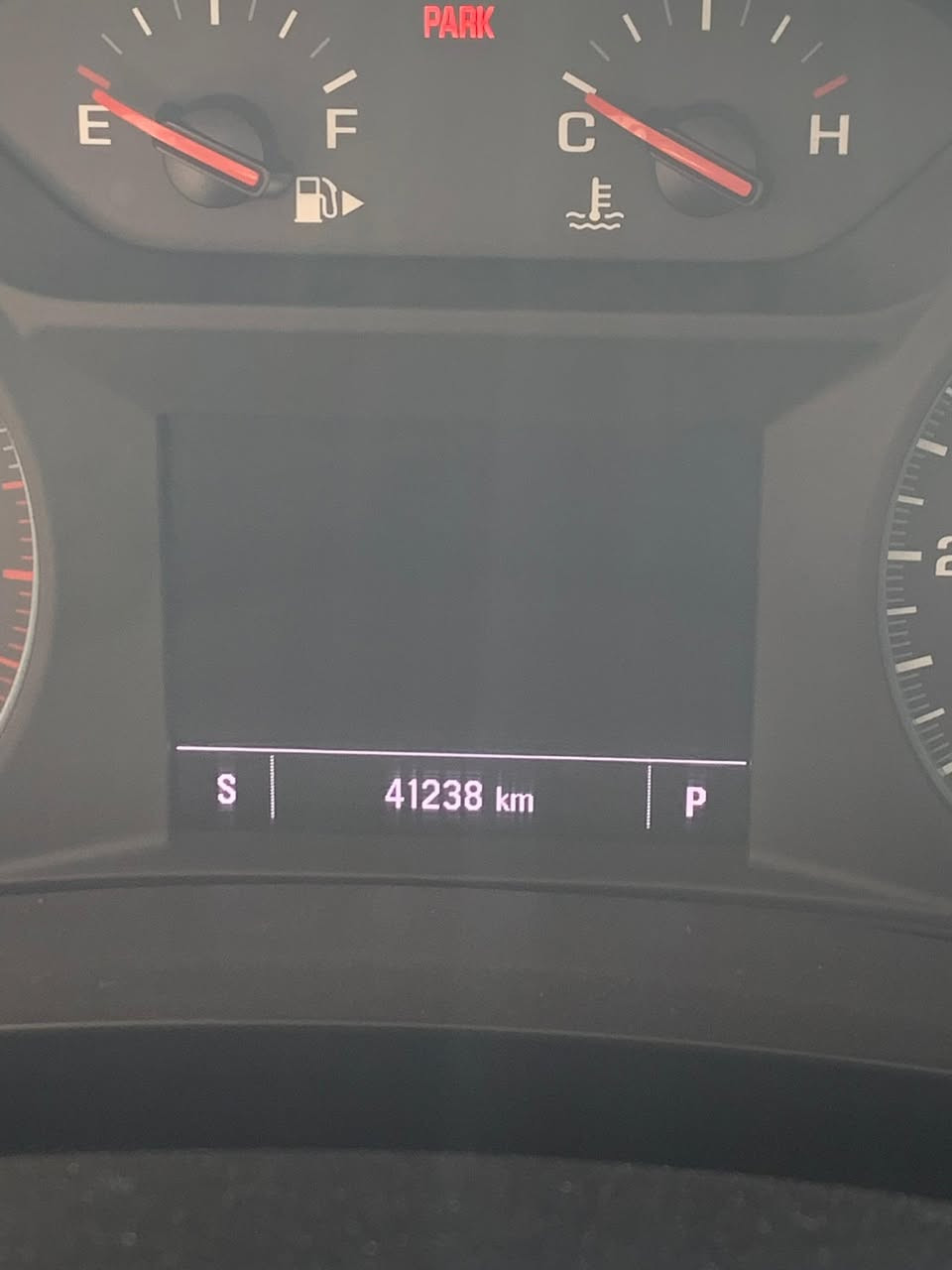 سلام عليكم
ماليبو 2022
مواصفات
شاشه كار بلي بصمه
تشغيل عن بعد تبريد قطعتين سياره كامله مكمله نضيفه مال جناي حادث سياره جاملغ وربع بنيد كما موضح بل صور ول ايرباك ستيرن طاك فقط ومرجع سستم وكاله ماشيه 41 الف كيلو السعر 149 وبيها مجال سياره حيل
ضيفه تجي وتشوف للتواصل ***********
