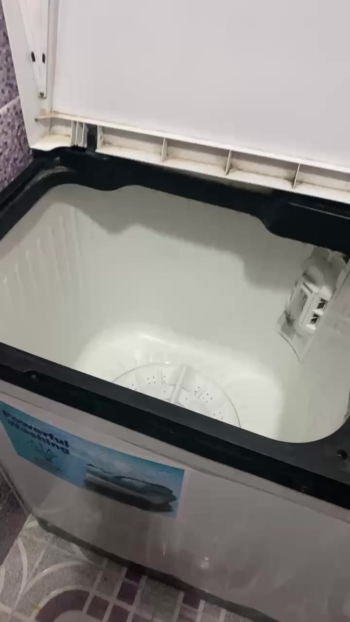 غراض للبيع مستعجله على بيعتهم كلش ثلاجة ١٢٥ فول تجميد براد ٢٥ حار وبارد بنكات سقفيات ٢ب٣٥ جددطبلات ب١٠  زوليه اصلي ٢ب٣كلش ثقيله ب٤٠غساله حوضين شغاله ب٨٠ قنينه غاز متروسه ٤٥ 
واتساب ***********
