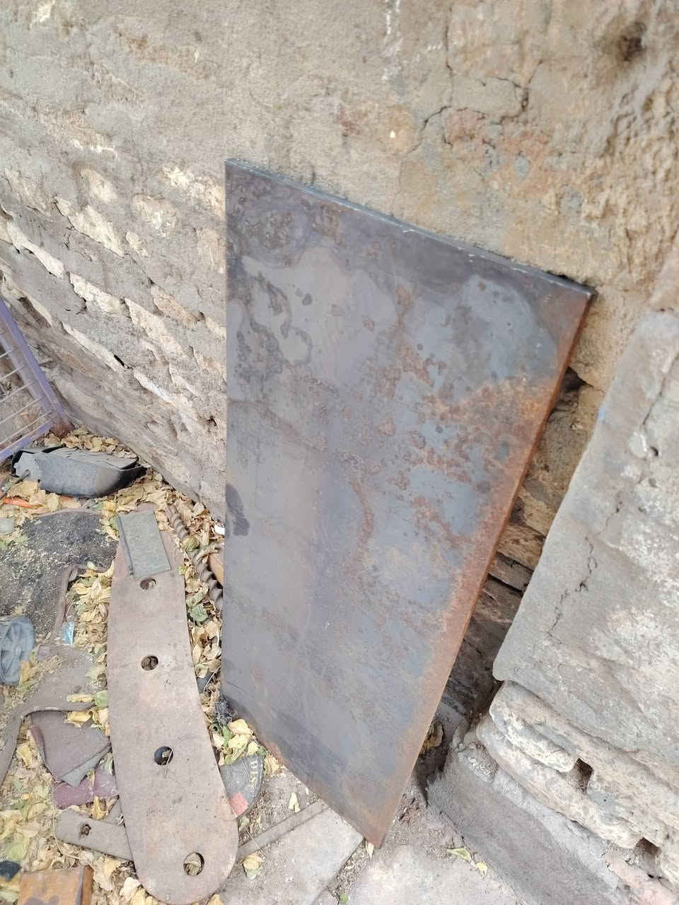 سلام عليكم للبيع بليت 10ملم قياس125*150
القياس الثاني37*97


**إذا كنت صاحب هذا الإعلان وتريد حذفه لأي سبب، رجاءا أرسل رسالة إلى الدعم الفني**