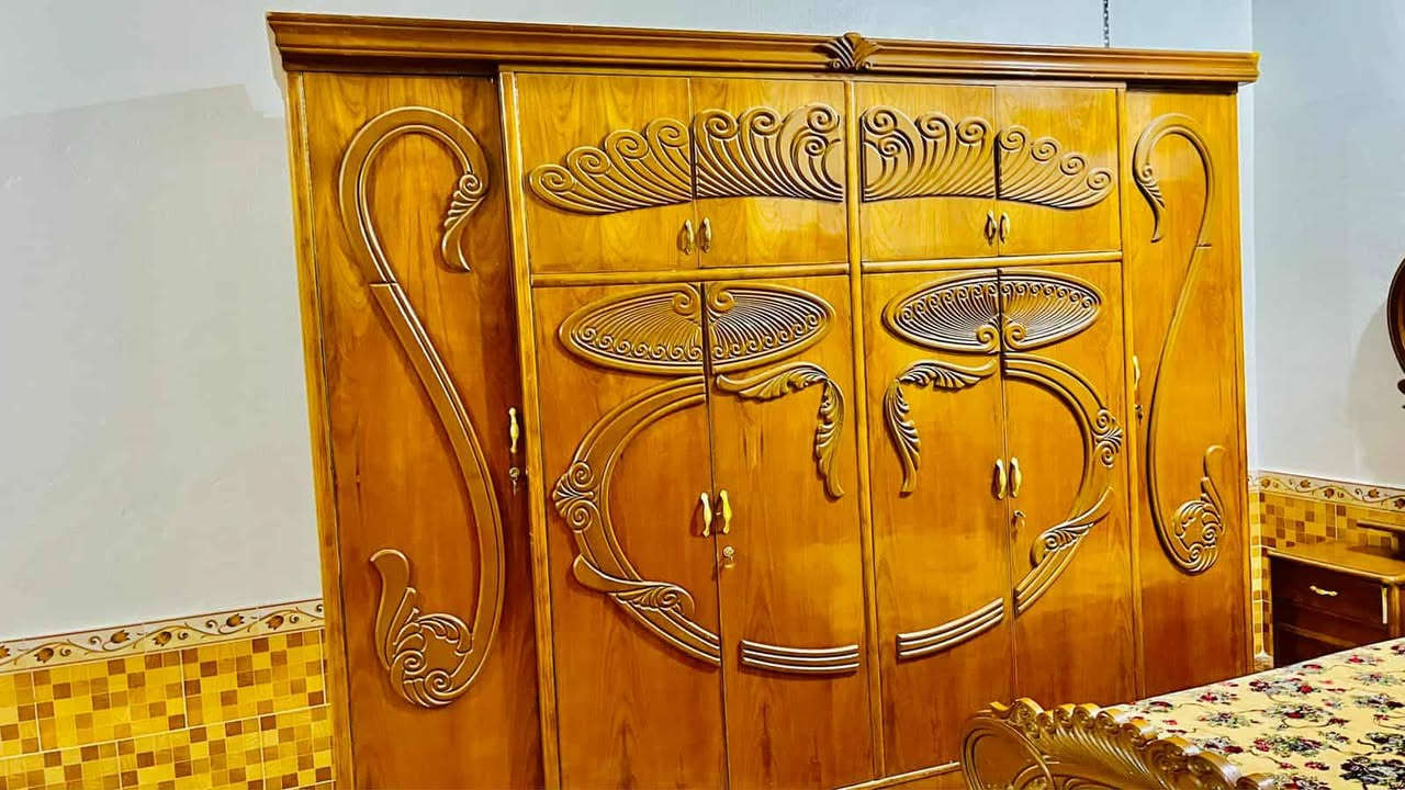 سلام عليكم يوجد غرفه نوم عراقي صاج اصلي خشب درجة اولى في الرمانه البعبيد الاستفسار      *********** اتساب وماسنجر
