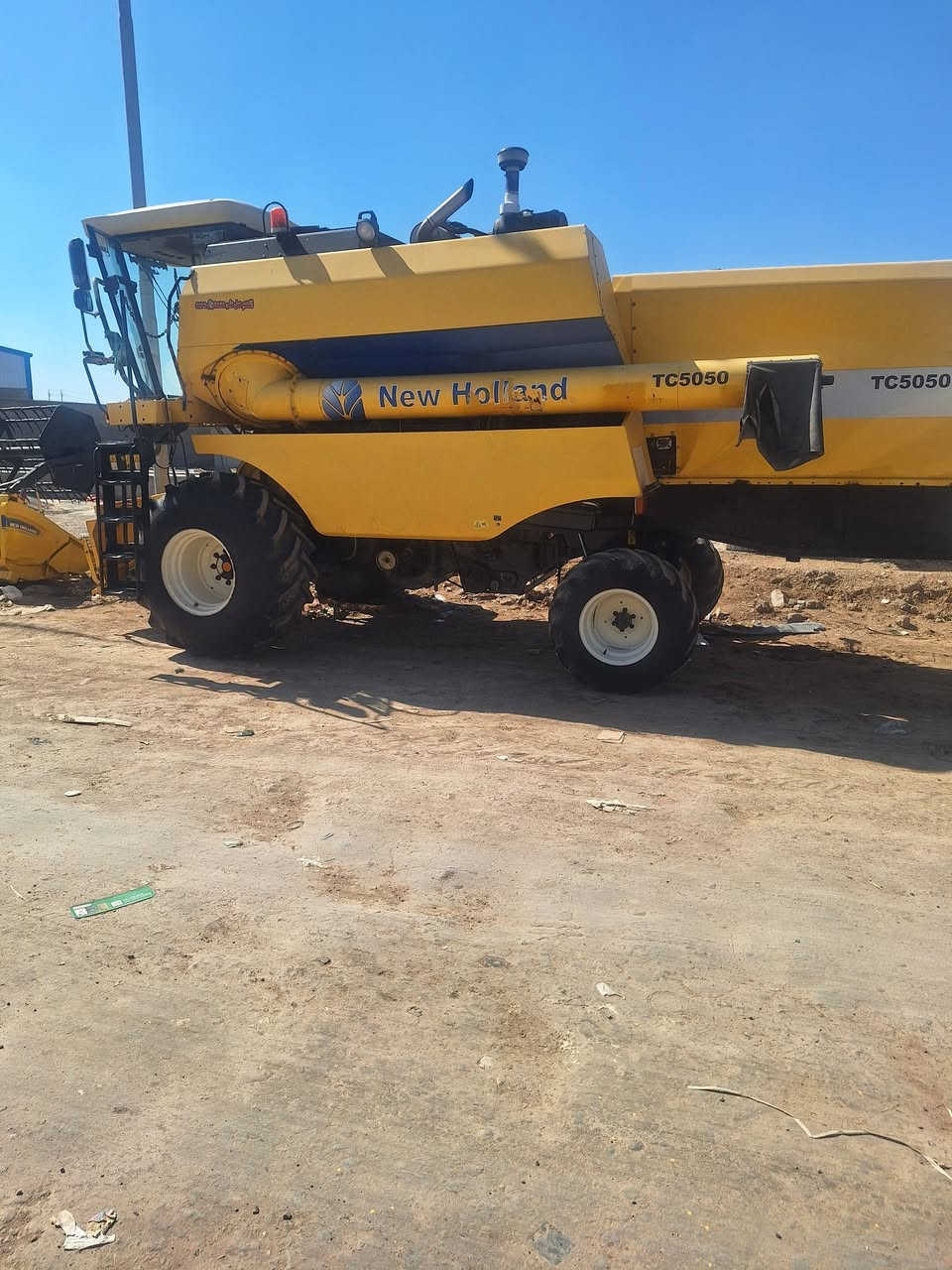 للبيع ٤ بلم هدرو ٢٠١٣ مدامه
***********
