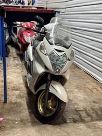 سلفر ونج 600 ( فول مواصفات ) شاشة زركة مازدة زركة ABS فج ويل علامة ذهب...