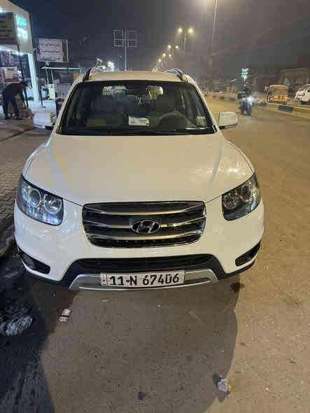 السلام عليكم سنتافيا 2012 خليجي 
ضربتها بالجنطة  بية فقط صبغ  بالجنطة اثر طخة ستوتة

مكينة ٦سلندر 

اشاير بل مري ول مري شفط 

٧راكب 

كامرة خلفية

حساسات 

ماشية ٢٢٠

دك جرس من تعبر 120

تبريد ثلج 

تحكم ستيرن  جهتين 

كير ومحرك  كفالة عامة 

رقم بغداد 

سيارة خير من الله 

سيارة بسمي تحويل ثاني يوم  

السعر (١٦٠) وبيه مجال 

مكان سيارة بغداد 
***********
***********
