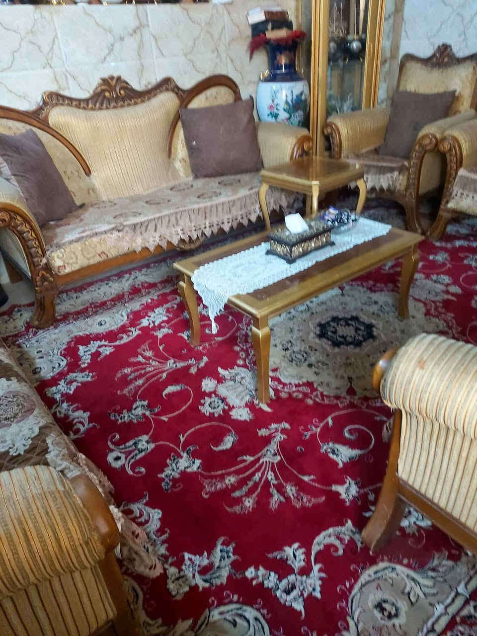 بكربلاء موقع مميز جدا مفوض للطابو بقرار 320
*********** الرقم بيه واتساب

عدنا بيت ٢٠٠ متر طابق واحد بيه ٣غرف كلهن سويتات وبيه هول واستقبال ومطبخ وحمام منفصل غير البي الغرف ومرافق خارجيه وطارمه بيت درجه اولى بحي الامين على نهر الهنيديه خمس دقايق للولايه بالسباره وربع ساعه مشي للامام مكان نظيف جدا وهادئ بيه مسبح وبيه جم يعني كلش مكان راقي اريده ب٤٥٠ وروحوا اسالوا هناك الاسعار اشكد احنا مطلوبين اريد انبيع بحي الامين قرب مطعم مندي عز الدين على الهنيديه بفرع مسبح مون لاند
