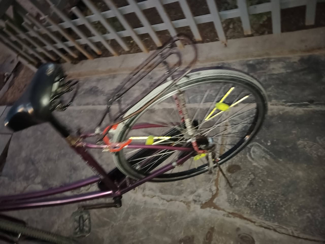 باسكل بناتي حجم 26 الباسكل كامل السعر 70 وبي مجال العنوان بغداد الشعب نايت شارع 40 بشار الجمعي


**إذا كنت صاحب هذا الإعلان وتريد حذفه لأي سبب، رجاءا أرسل رسالة إلى الدعم الفني**