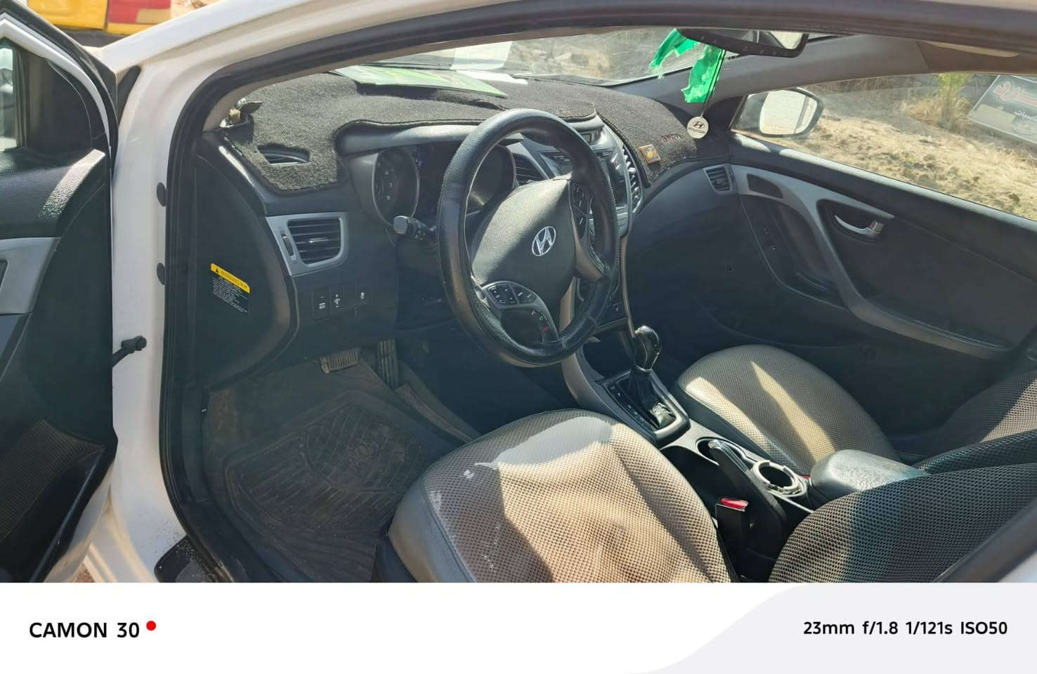 النترا 2016 أمريكي فول مواصفات لمتدد صبغها ابيع حزام بس هيه مو حزام اقل من الحزام  سونار موجود مكينه گير حداديه مكفول رقمها بغداد بسم صاحب السياره السعر 108 وبيها مجال كلش بصيط حك الجيه رقم صاحب السياره *********** مكان السياره الحله شارع السياحي مكلف بالنشر
