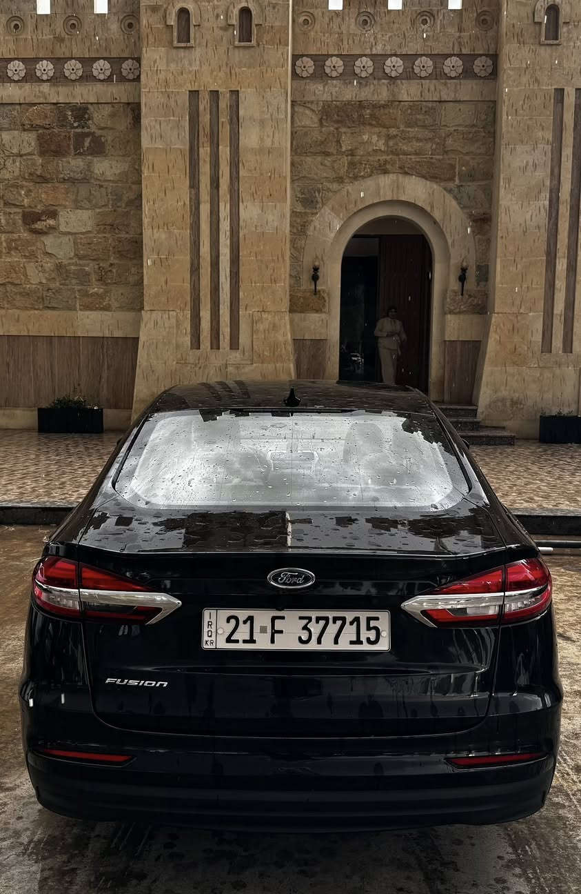 فورد فيوجن 2020 محرك 2500  داخل عسلي
بدون صبغ حتى دعاميات بدون صبغ كفاله عامه 
 
 مواصفات السياره بصمه تشغيل هاند بريك بصمه رادار امامي رادار جانبي نقطه عمياء شاشة كامره السياره بحالة الوكاله كلها وضع بلادي صور الضرر موجوده بالمنشور مثل الاكلين السياره ضربتها كلش خفيفه صندوك بس ومبدل وبلادي نفس اللوان بدون دواخل بدون ايرباك بشرط ماشيه64 ميل  تخم تاير وحداديه جديد 
بسمي السياره السنويه والرقم وهزة وبراد كله جديد 
مكان السياره موصل 
للاستفسار عن السياره والسعر اتصل/  ***********
