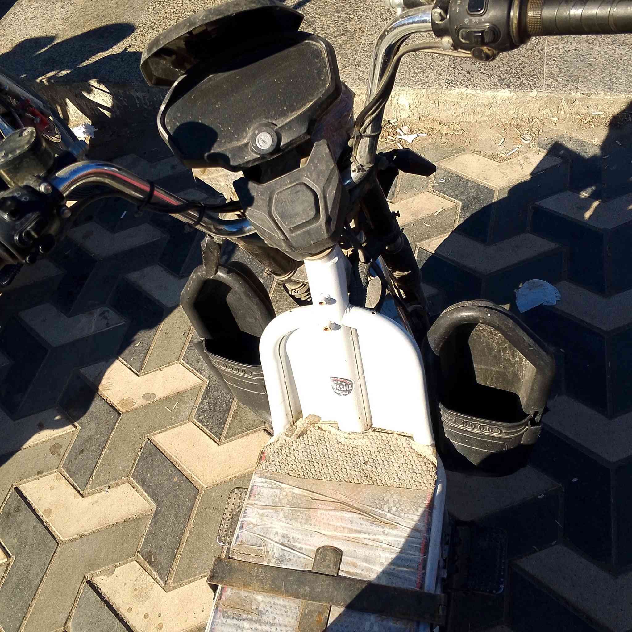 موطور جبلي للبيع البطاريات بعدهن جدد والموطور جديد اخذته 
السعر 550 وبي مجال قليل 
الاستفسار ***********
