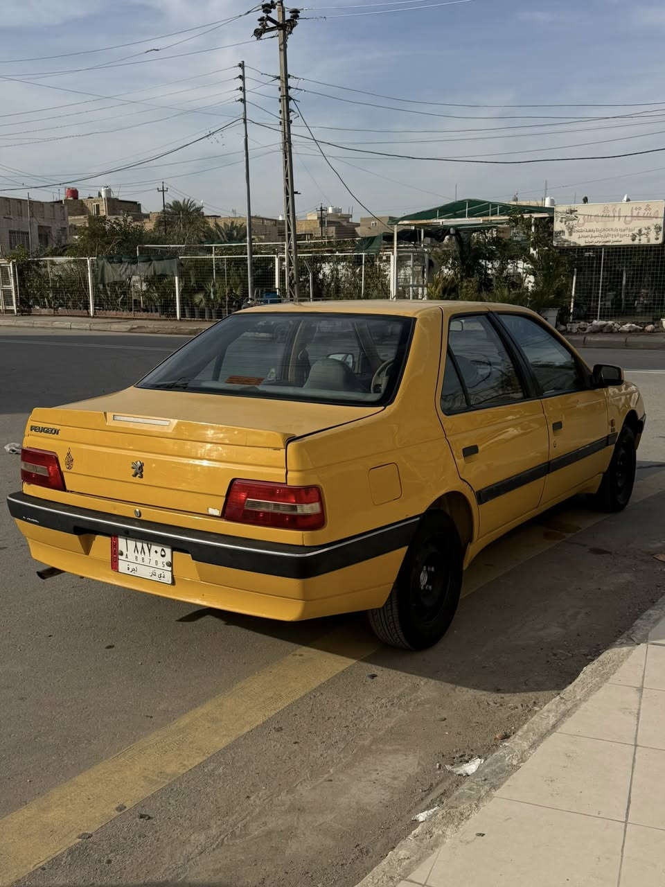 #مكلف بنشر
السلام عليكم 
للبيع بيجو 405 موديل 2016 مكفوله من الضربه والصبغ مكينه وكير كفاله جاهزه مابيها نقص مكان سياره ناصريه الاداره المحليه رقم صاحب سياره ***********
