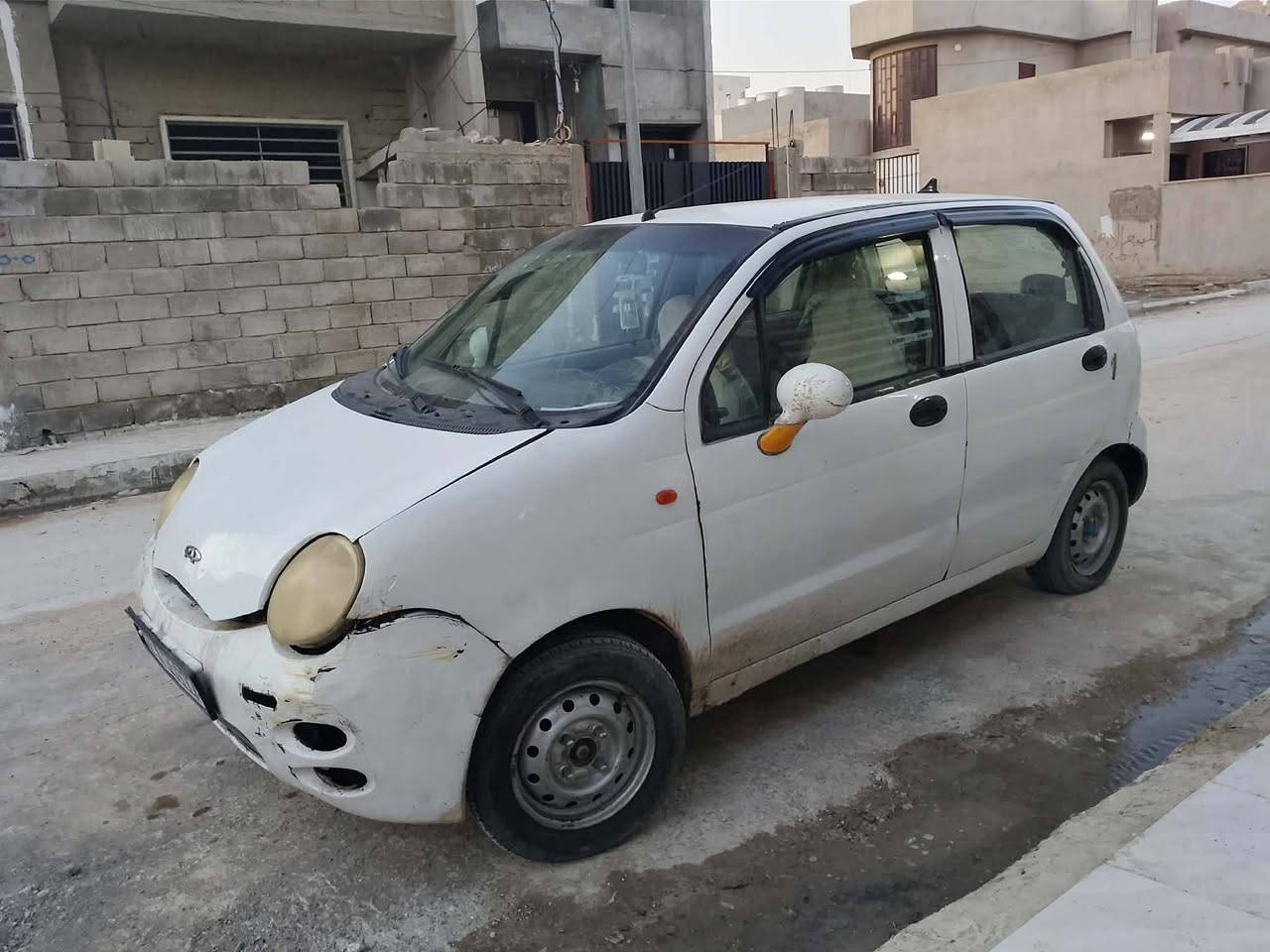 كوكو ابيض موديل 12 رقم نينوى انكليزي وآني الشرعي كوبون موجود كير شرط محرك صرف ونفخ السيارة كدام العين السعر18 رقم الهاتف *********** حي الفلاح
