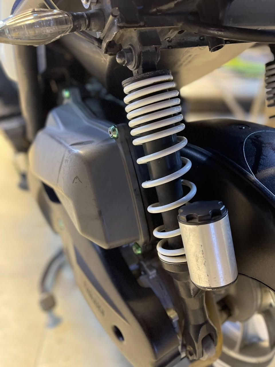 سكنس جبلي نضافه ونعومه فول قبل سبوع مطلعه حاويه دراجه كفاله عامه شلعه ومعدل ومشي يخبل 
(لايت زنون)
(ويل كب)
(تزويد يدات ستان شيلات )
سعر مليون تصل بيك خير وتدلل ***********
ناصريه مركز
