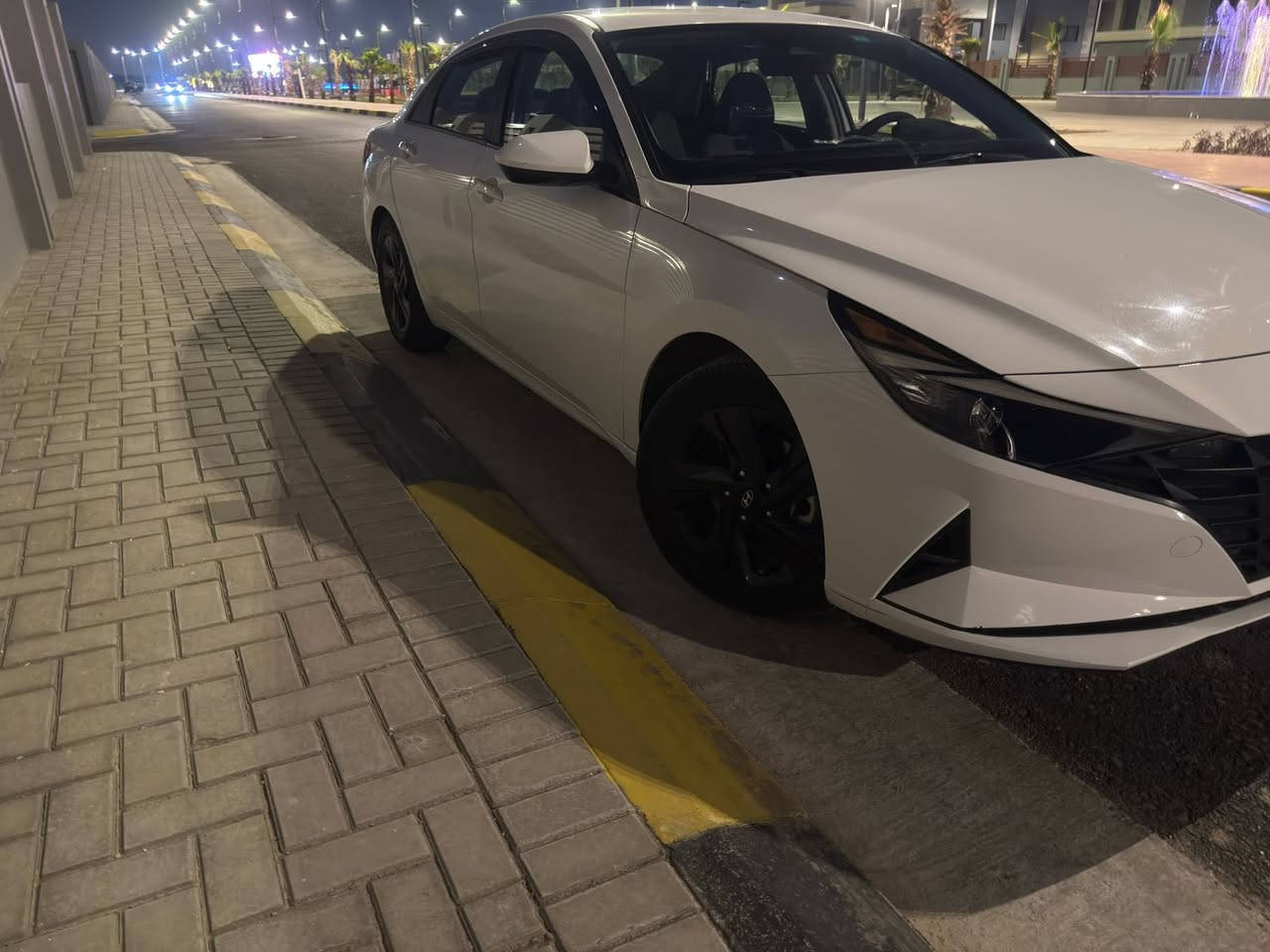 السلام عليكم النترا هايبرد 2023 
ماشيه ٤٠ميل
(كلين السياره )بدون ضربه (مياه امطار فقط )
السياره فول ماعده فتحه 
حساسات
رادار 360د
تحديد مسار 
دوشمه جديده 
 موجوده صورها بامريكا
وبيها بارد فقط هلال الجاملغ الخلفي
السياره كفاله عده ذني وين ماجان أفحص بليعجبك 
دوشمه جديده
السعر 155$ وبيه مجال 
العنوان بغداد الكاضميه الدولعي
رقم الهاتف :***********
