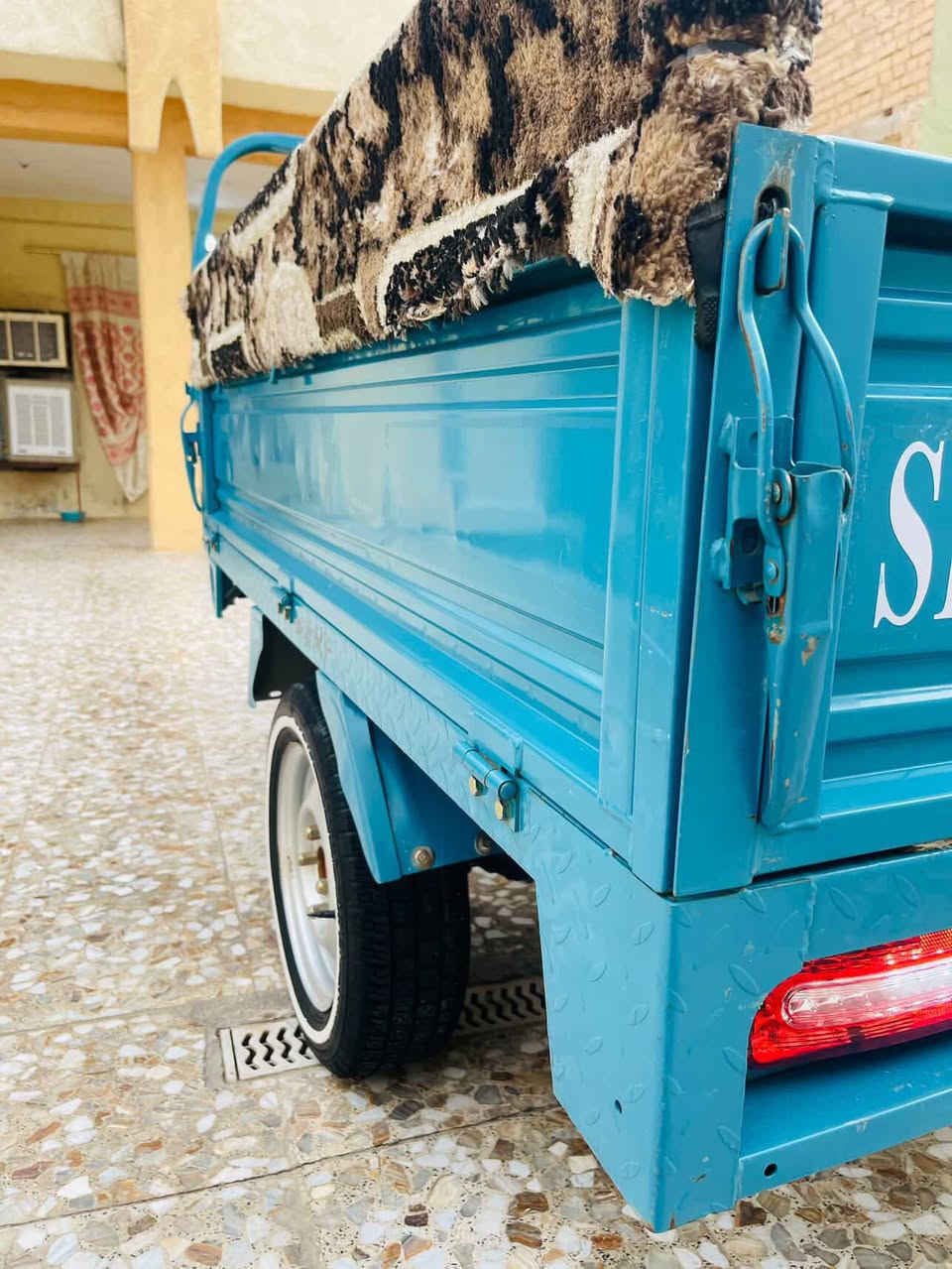 سلام عليكم ستوته 2023 للبيع ستوته نضيفه حيل حصيرته كلش نضيفه  2,600 وبيه مجال شي قليل  
متواجد بس عل خط ***********
