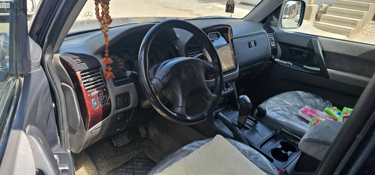 باجيرو ٢٠٠٢  سياره ع وضع الوكاله  كير ومكينه  وتبريد وتخم  تايرات جديد كله وضع وكاله  ٣ قطع تبريد شاشه وكامره  ٧ راكب
مكينه ٣٠٠٠  لايت زنون بلاد  رقم بغداد انكليزي باسمي مداور ثاني يوم  سعر ٧٧ قابل للتفاوض *********** الاتصال  متوفر واتساب  مكان سياره ديوانيه
