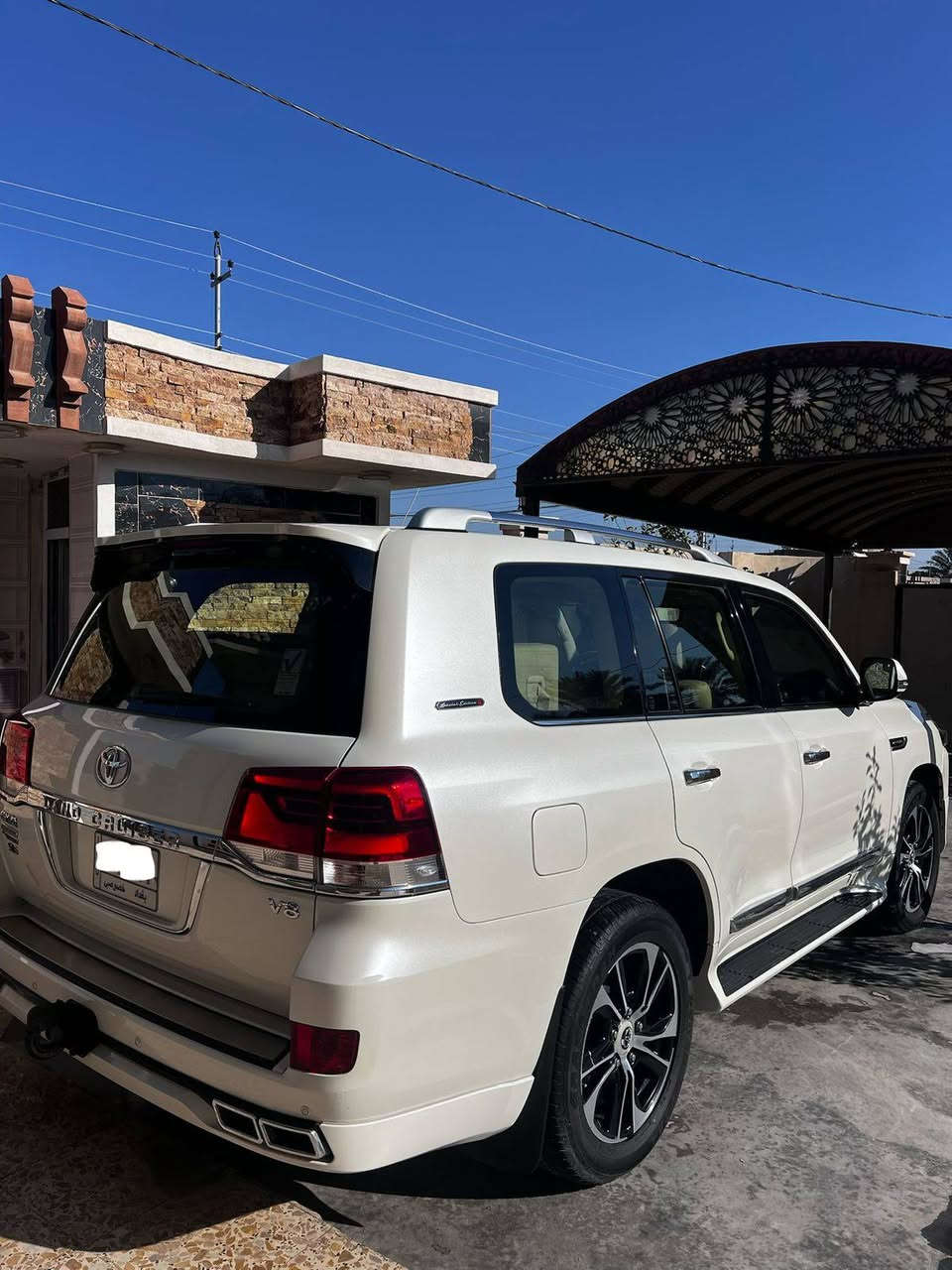 لاندكروز ٢٠٢١ساز باب اول محرك ٨سلندر مكفوله كفاله عامه من الصبغ والبارد عداد شخط اقل من اصبع ممبيين فوول معرفه مواصفات الساس،كراسي جلد وكهرباء،٥بصمات صندوق كهرباء،وشفط تخم تاير دلوب ماشيه ٢٠٠الف قابله للزياده على ايد شخص واحد المكان الانبار السعر ٥٤٠ ورقه بيها مجال قليل ***********
