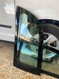 البيع جامات السمجة الي وره الباب السلايت سياره دوج كرفان07735945857