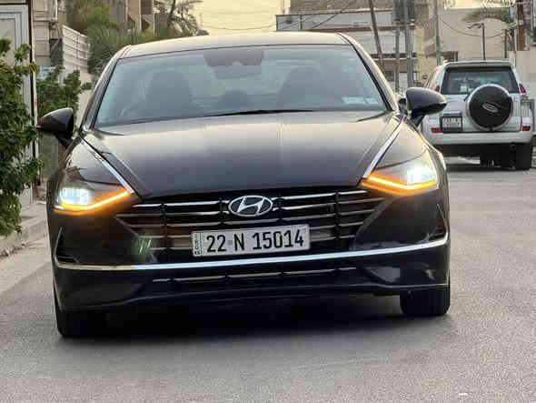 السلام عليكم
للبيع سوناتا موديل 2023  se  
ماشيهً 24 
الضرر ///
بنيد فقط نفسه بدون تبديل اي قطعة
وبارد بجاملغات بسيط 
بدون ايرياك بدون دواخل 
رقم اربيل تحويل للمشتري
المواصفات ///
محرك 2500
شاشه كبيره
کامیرت دواره
اندرويد اوتو ابل کار بلي
رادار امامي خلفي +اشاير بمري
تحديد مسار
قياده اليه
بريك تلقائي امامي خلفي
قياده سبورت نورمل ایکو
کیر دكم
اطفاء ذاتي
اوتو هولد
هيند بريك بصمه
التحذير عند فتح الابواب
شاشه اعطال
وباقي المواصفات المعروفه
حجر بينه شرط بلادي
 للاتصال او واتساب
*********** 
السعر 172 ورقة
بغداد حي الجهاد الاساتذه
