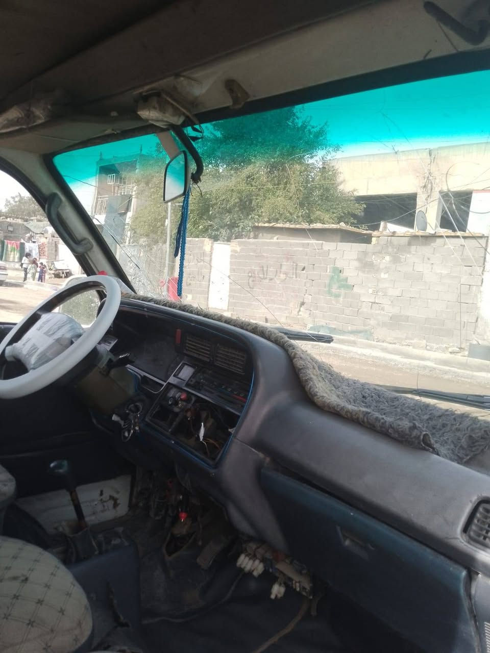 للبيع فقط موديل 2008
ابو سنويه موجود يحول عليها غرامات600الف
مكاني بغداد حي اور معمل رحلات 
السعر 23 سياره جاهزه لشغل مكينه كير اكسل خير من الله

تفاصيل غير متواجد على الانترنيت ***********
