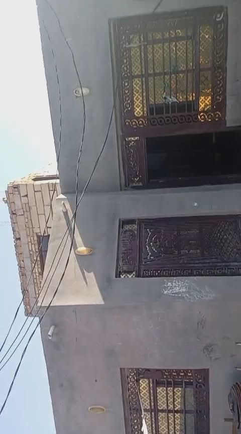 السلام عليكم ورحمة الله وبركاته
بيت طابو زراعي في قرية كاظم الجاسم مساحة البيت 250متر فيه ثلاث غرف وصاله كبيره ومجمع صحيات داخلي وخارجي ومضيف بناء بلوك واساس طابوگ سكف عكاده مطبك ارضيه بورسلاين بيت جاهز لسكن
للاستفسار مراسلت الرقم ***********
