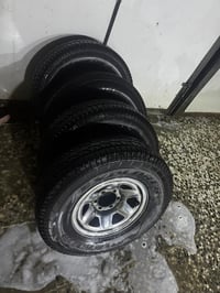 تخم  تاير ويل كروم لانكروز بلادي  6 برغي زعفرانيه 07780023006