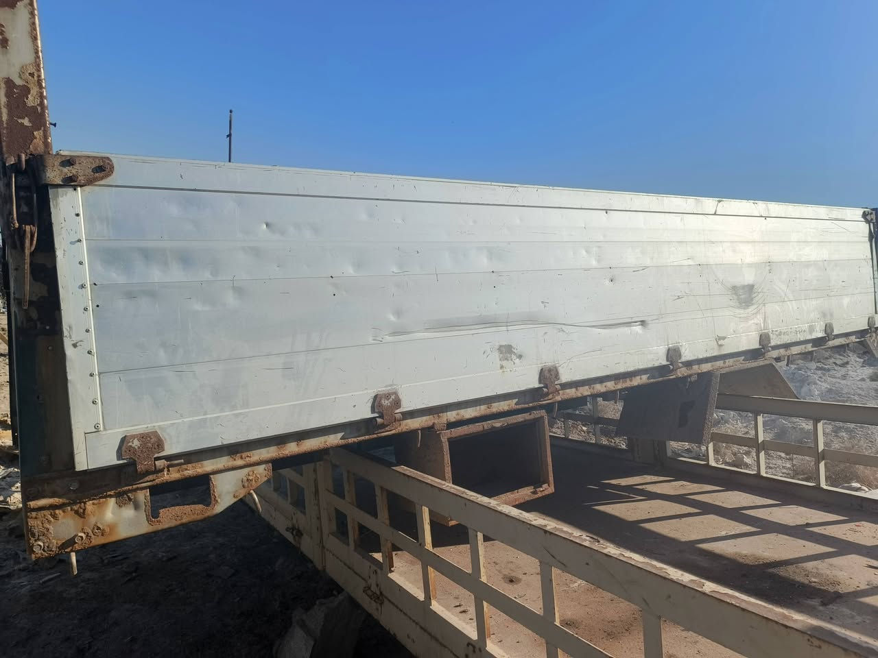 السلام عليكم بدي كنتر للبيع ***********
