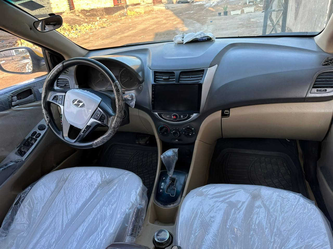 السلام عليكم للبيع للبيع او مراوس بكامري فقط
اكسنت موديل 13 خليجي رقم ديوانيه 

حادثها الجاملغات الخلفيه 

مكينه حداديه جدد تبريد تتفه يخبل 

الشراي يتصل مامتواجد خاص /***********/
