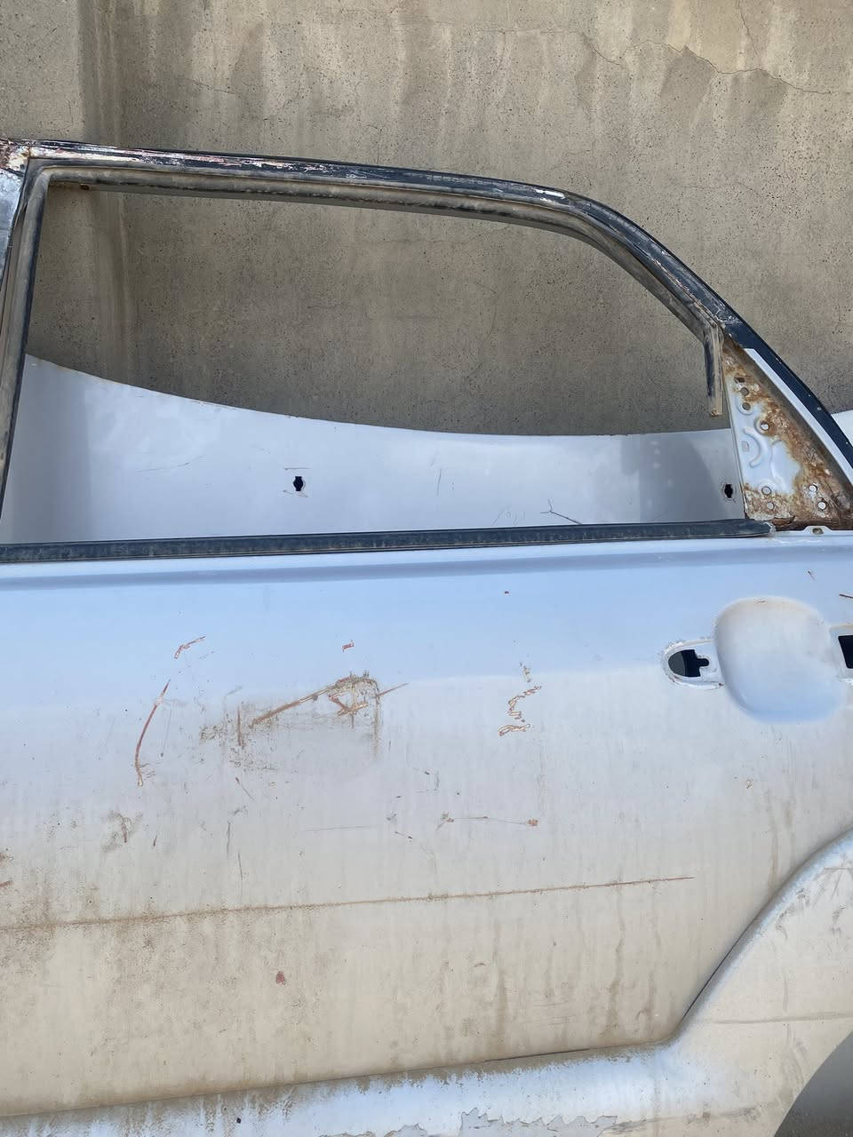 السلام عليكم
بيبان سياره  للبيع نوع كيا سبورتج 2007 بلاديه عدد 3 ثنين امامي و1 خلفي و بنيد بلادي سبب التغيرر للجمالية العنوان ذي قار قضاء النصر 

التواصل خاص اوعلى الرقم 
***********
