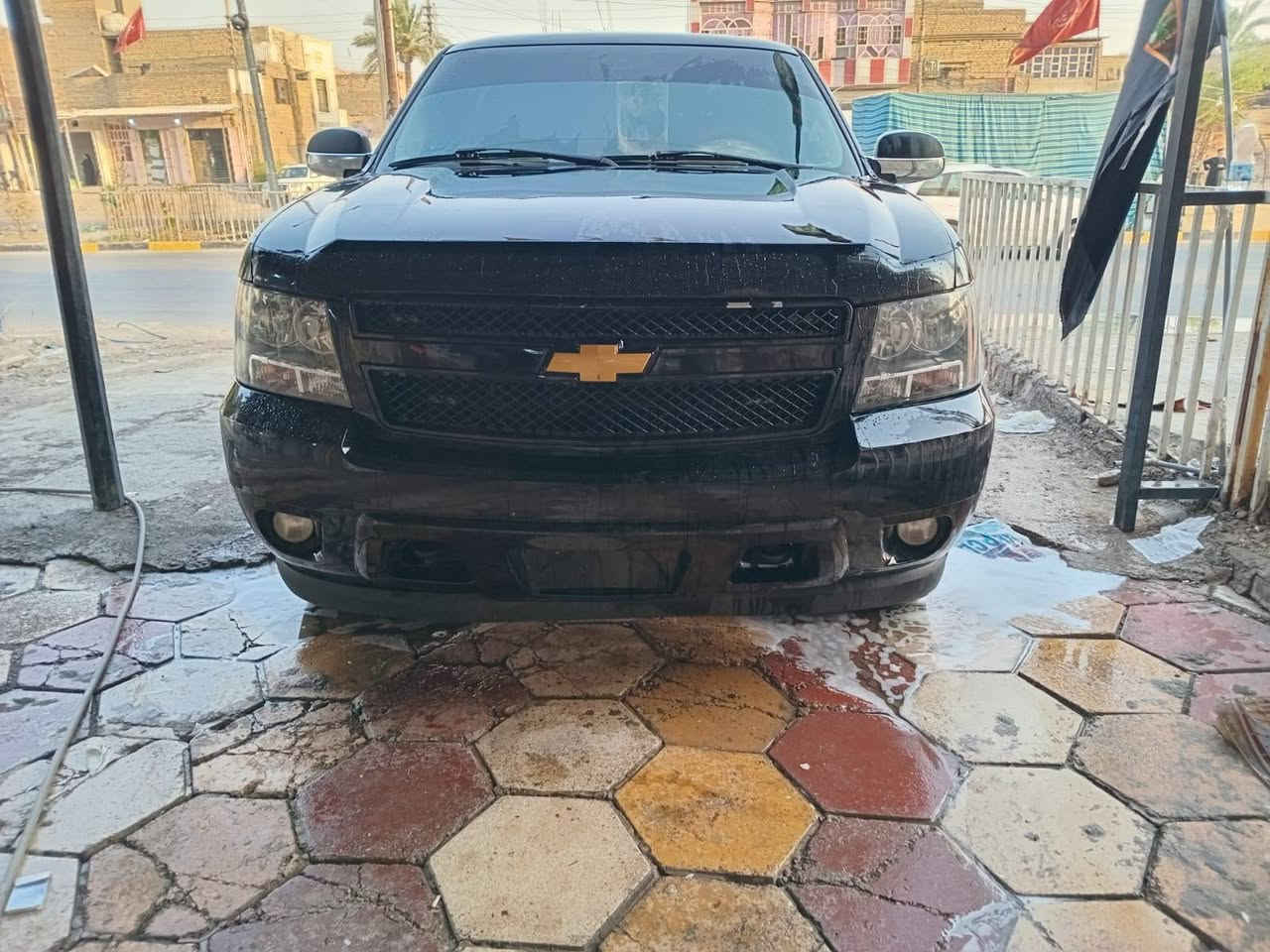 يا الله 
  
سياره خليجيه بدون حادث 

ادوات ادوات مكفوله من الكص 

مكفوله من فتح شاصي 

سلام عليكم شوفر ليت تاهو 

خليجيه موديل 2008

مكفوله من صبغ وضربه ولفتح  

سياره داخل عسلي كشنات كهرباء 

خير من الله جديده كلش 

تخم تاير جديد 

صدر امامي خلفي جديد 

ما ناقصها برغي 

بغداد الحسنيه 

السعر ٨٨ 
***********
