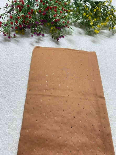 هلا وغلا ل ب الحبايب شوفووو جمال والفخامة للاقمشة الصيفيه ع كثرة الطلبات جمله ومفرد باحلى الوانه ونقشاته والسعر احلى لدينا خدمة توصيل لكل محافظات العراق خلال ٢٤ساعه ***********
