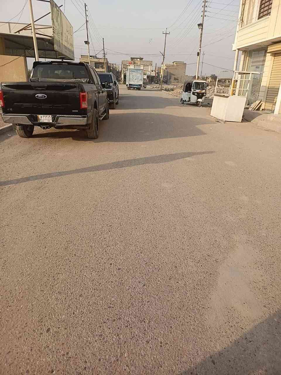 للبيع ..

بنايه زغيره ٨٠ متر  واجه 5نزال16 طابو زراعي سند ٢٥

طابق الأرضي غرفه نوم استقبال ومطبخ وخدمات ومنور
ومحل..

طابق ثاني غرفتين نوم وخدمات 

طابق ثالث غرفه وسطح ...موقعه مجمع ذو الفقار 

استفسار اكثر *********** او مراسله الصفحه
