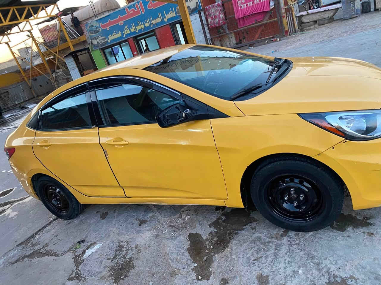 اكسنت 2014 امريكي 1600  جي دي اي
السيارة نظيفة وماعايزهه شي كبل للشارع 

 

بيهه جاملغ وجنطة 

بدون دواخل 

كير مكينة تبريد خير من الله 

السيارة باسمي 

السعر 67$ 

مكاني بغداد العبيدي 

*********** 

شراي اتصل لاتراسل

او مراوس بسني
