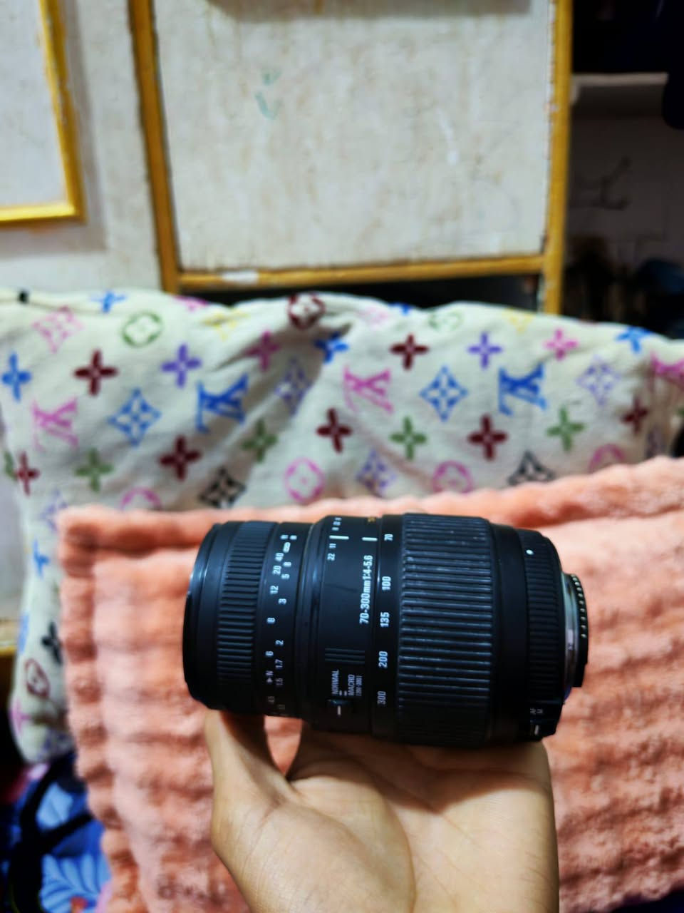 نيكون 5100 كامل ملحقات
نضافه90/10

عدسه زوم 70/300
 
عدد البطاريات 2 

رام32 

شاحنه 

جنطه 

مكاني بصره حيانيه   سعر وبيه مجال 325

هاتف ***********
