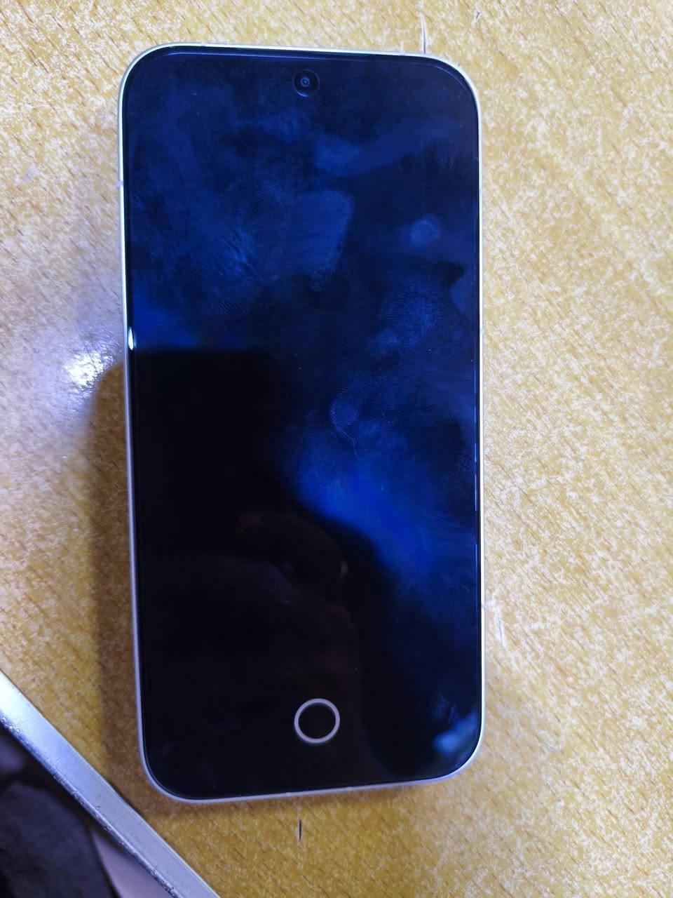 POCO x8pro 

ذاكره 512 رام 12 الجهاز طك كارتون استخدام يومين مشحون مرتين السعر 550 مكاني نجف ***********
