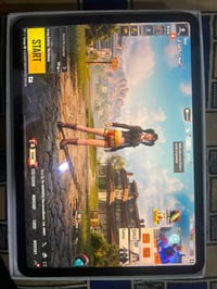 آيباد ١١ • M2 • مغلق